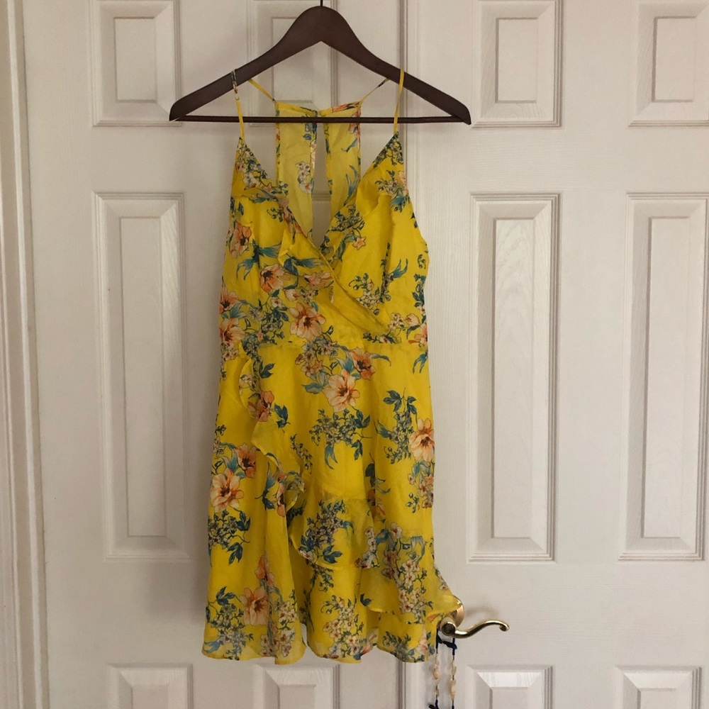Mango, breezy floral print crossover dress, size 6